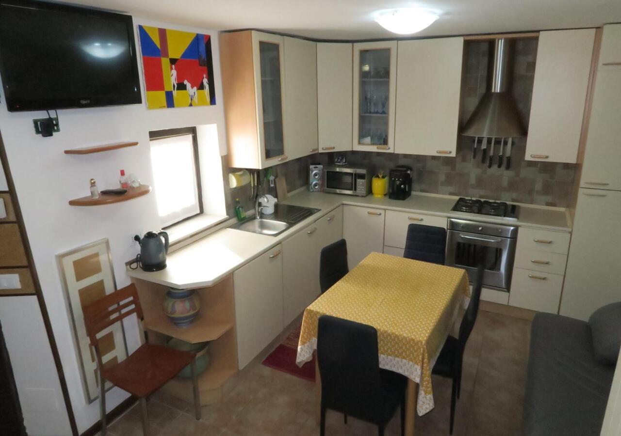 Appartamento Savona Exterior foto